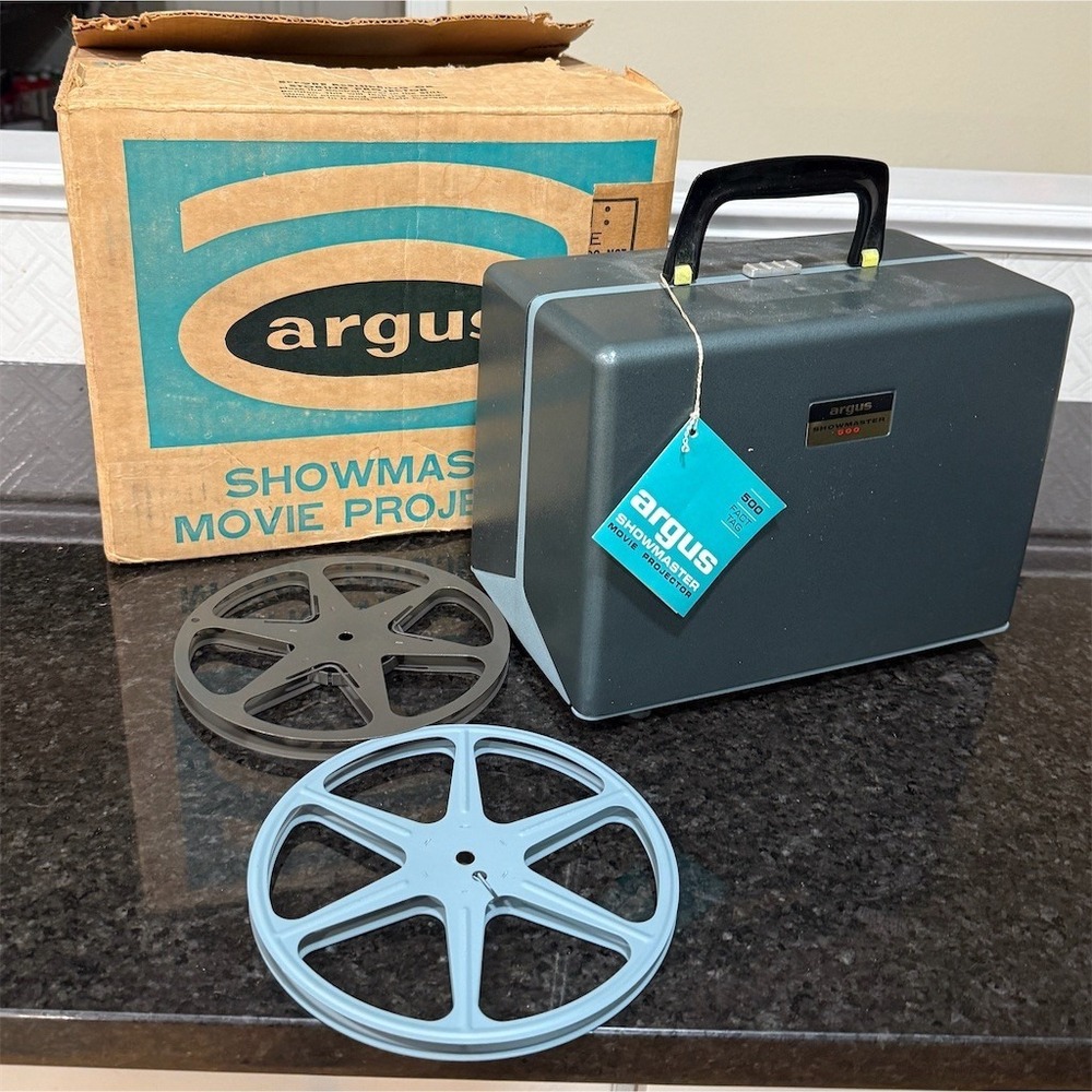 Argus Showmaster 500 Portable 8mm Movie Film Projector w/ Box Case 2 Reels NOS